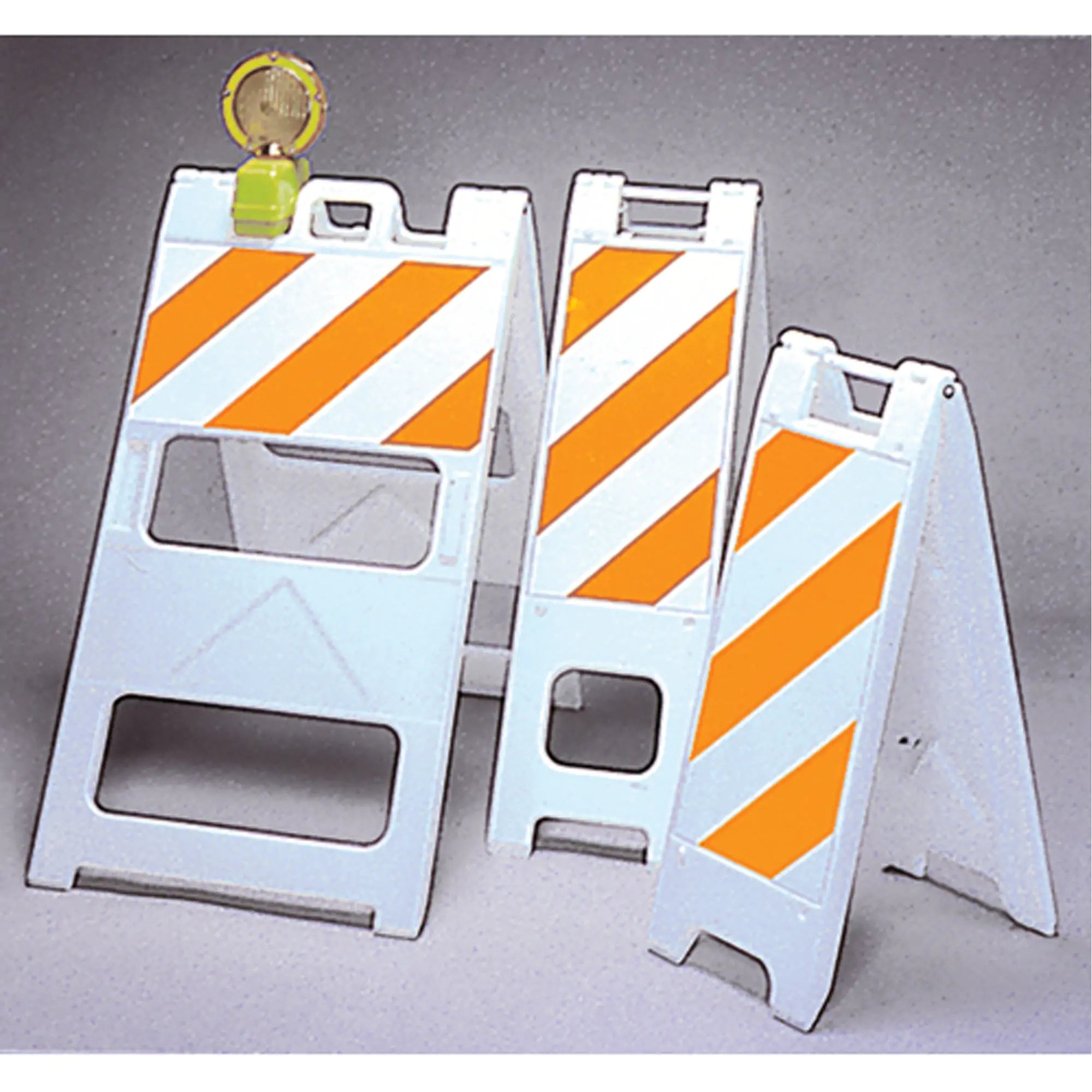 Barricades, Folding, 25